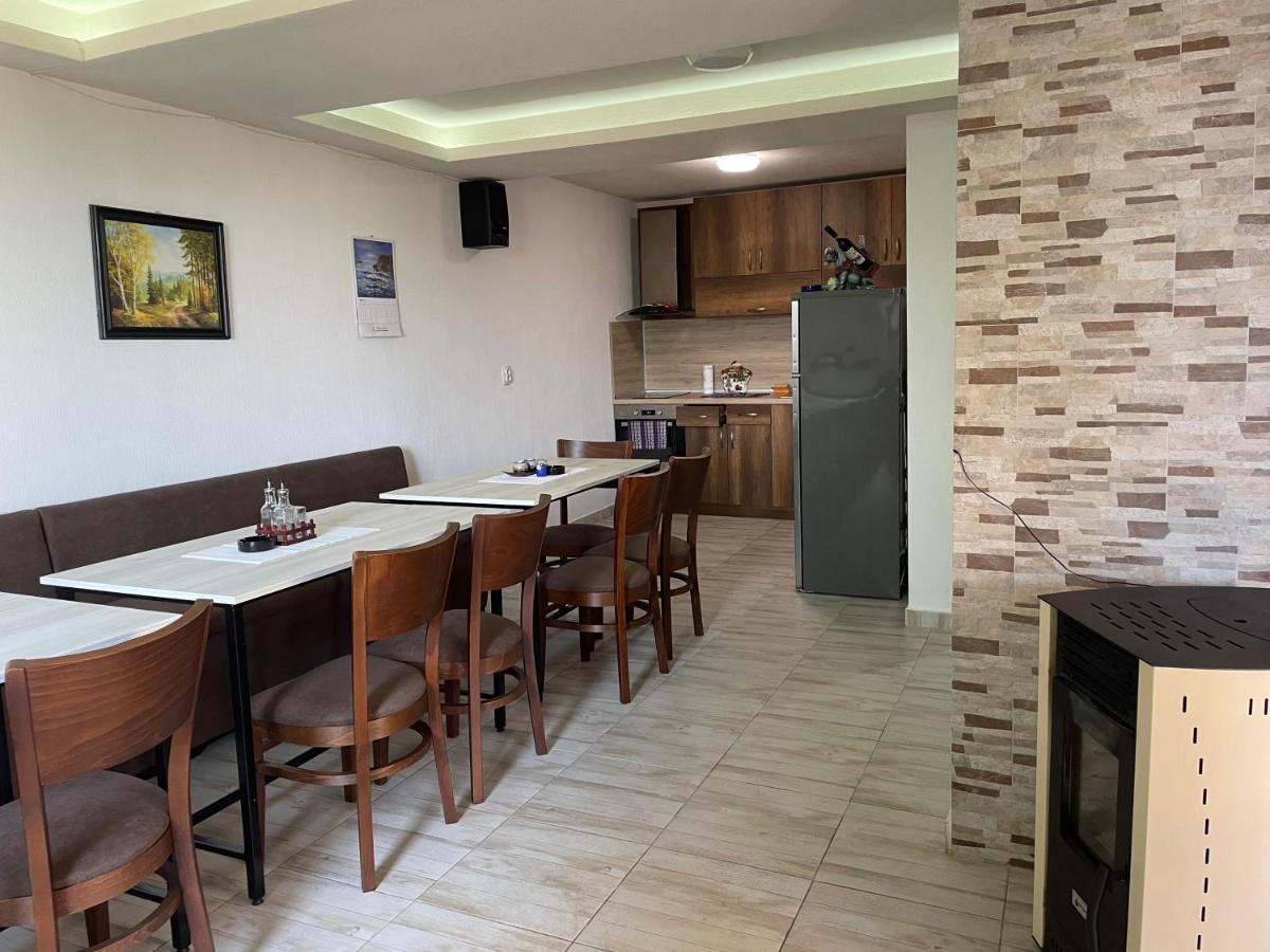 Saint Maria Guest House Велинград Экстерьер фото