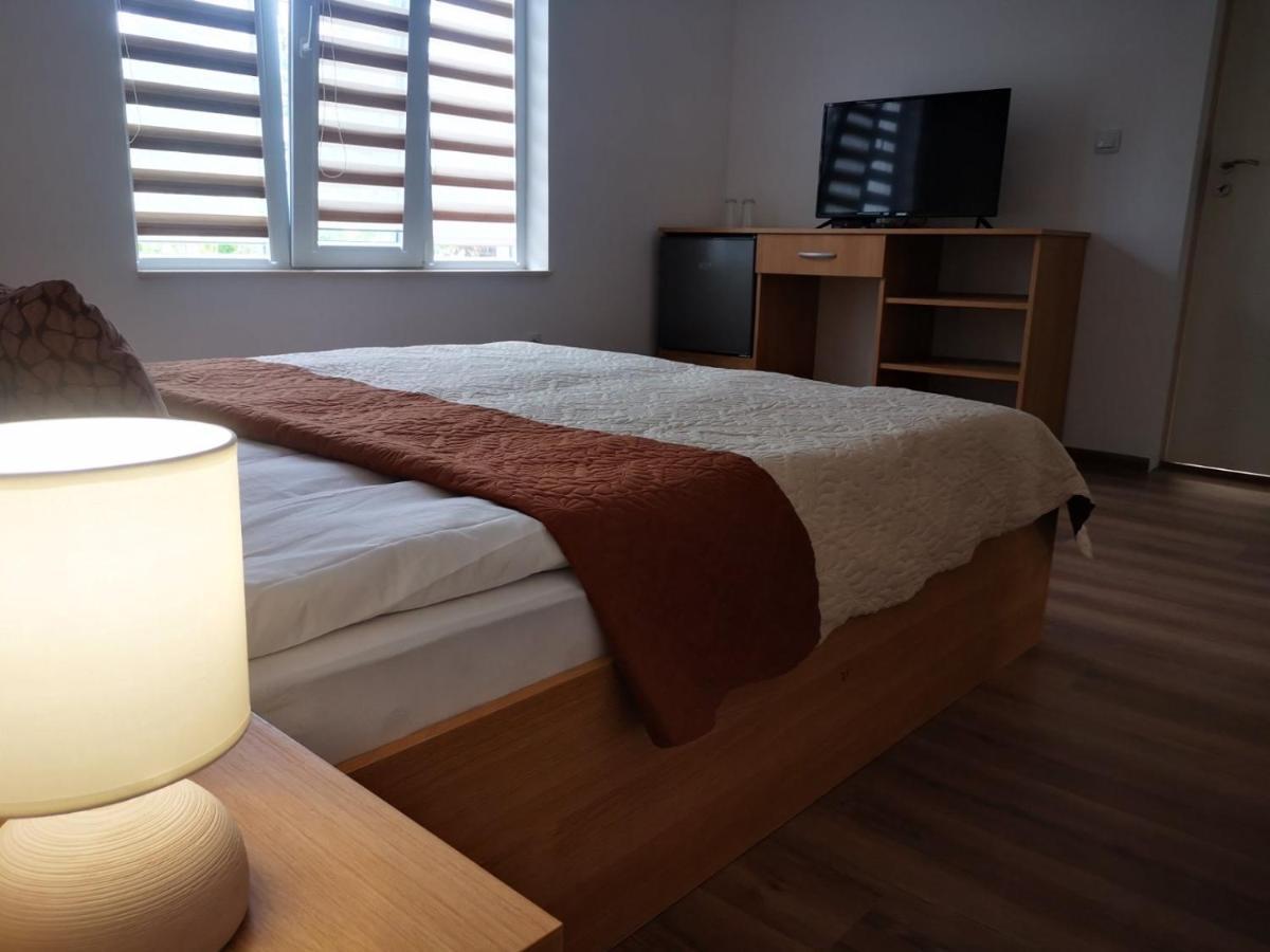 Saint Maria Guest House Велинград Экстерьер фото