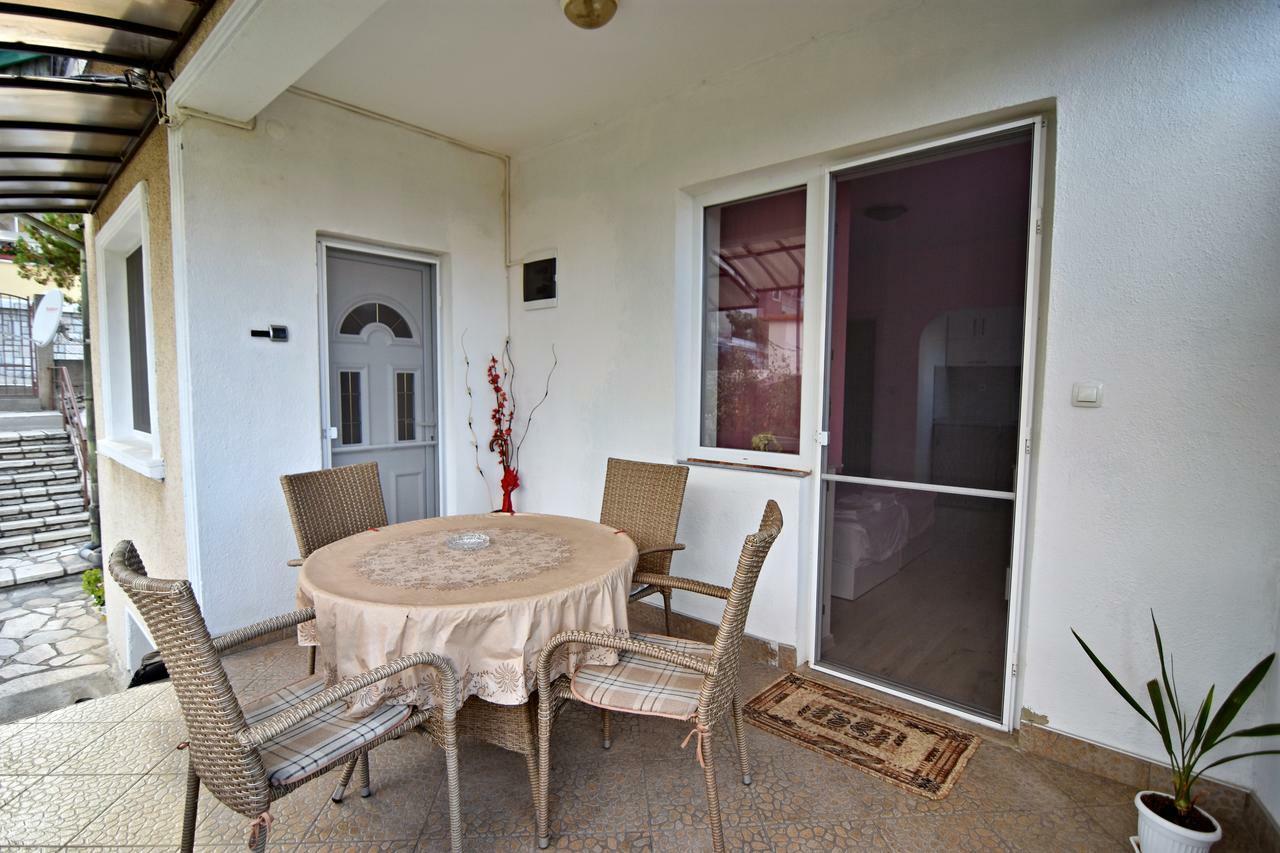 Saint Maria Guest House Велинград Экстерьер фото